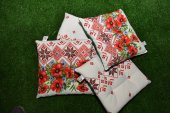 Set 4 pernute pentru scaun cu motive traditionale