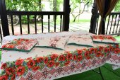 Set fata de masa TDK Iacob, cu 4 perne pentru scaun, rosu, motive traditionale